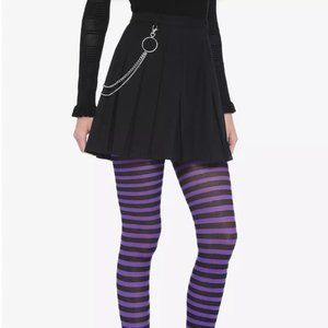 Black O-Ring Chain Pleated Skirt